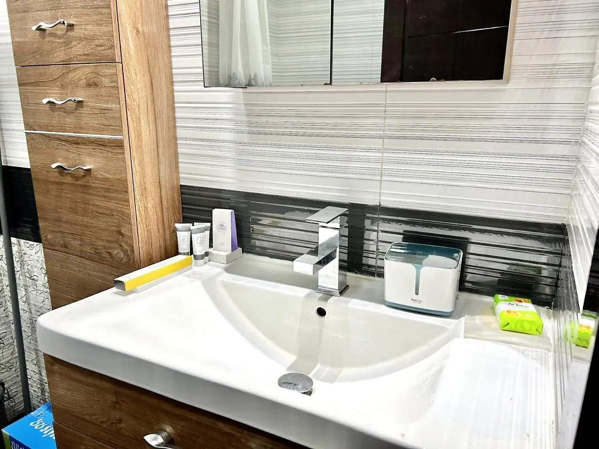 Homes2Retreat - Resort Living Close To Miracle Garden Dubai